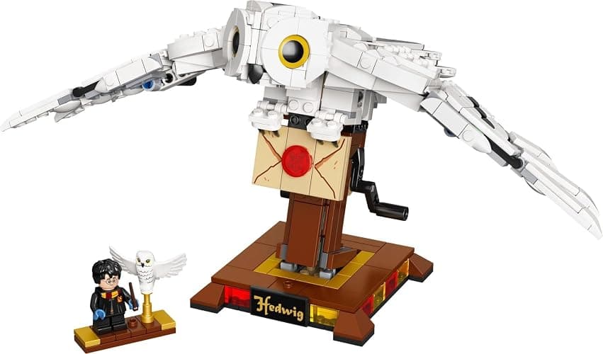 LEGO 75979 Harry Potter Hedwig Moving Wings Owl Building Toy Collectible Display Model thumbnail 6