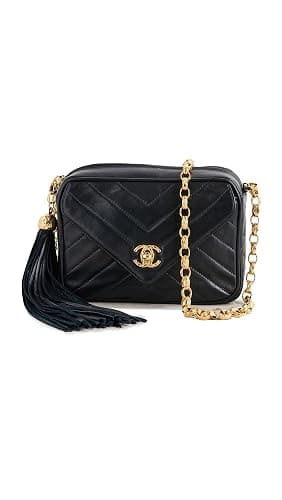 CHANEL Women's Pre-Loved Chain Shoulder Bag - Image 1