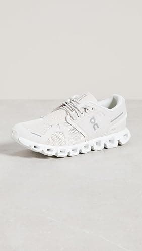 On Women's Cloud 5 Sneakers thumbnail 3