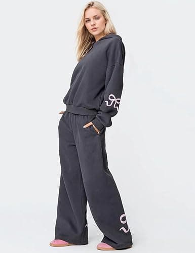 SHBECYDE Two Piece Outfits Bow Graphic Print Hoodie Sweatpants Set Oversized Sweatshirt and High Waist Sweatpants Tracksuit thumbnail 3