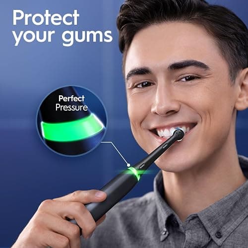 Oral-B iO6 Electric Toothbrush, for a Deep Clean and Whiter Teeth, Black, iO Series 6 with 1 Toothbrush, 1 Brush Head, and 1 Travel Case thumbnail 3