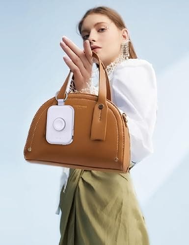 Portable charger thumbnail 5