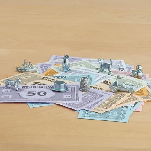 Juego Monopoly Edición Barcelona - Juego de Mesa Familiar para 2 a 6 Jugadores - Juego para Niños a Partir de 8 años - Incluye Tarjetas Votadas por los Fans - Versión en Catalán thumbnail 2