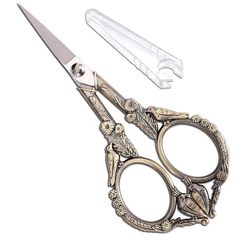 Small Sewing Scissors - Image 1