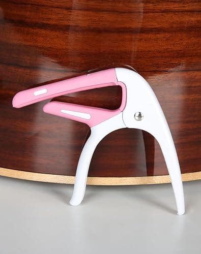 This Pink Capo That Looks Like A Goose thumbnail 8