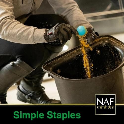 NAF Blueberry & Banana Horse Treats 1kg – Natural Low-Sugar Equine Snacks – Laminitis-Friendly Healthy Horse & Pony Treats – Nutritious Daily Reward for Training, Bonding & General Feeding thumbnail 6