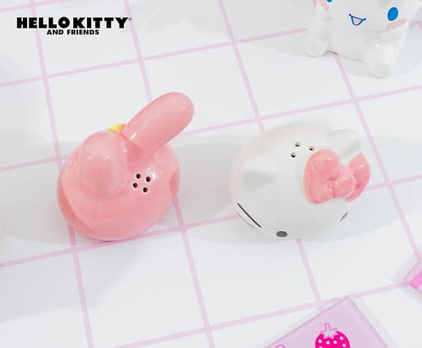 Silver Buffalo Sanrio Hello Kitty And My Melody 3D Sculpted Ceramic Salt and Pepper Shaker Set thumbnail 8