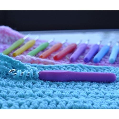 14 Sizes Crochet Hooks Set Crochet Kit for Beginners Adults Knitting Accessories Tools with Case Aluminum Crochet Needles 2.0mm-10.0mm Ergonomic Grip for Arthritic Hands Gift thumbnail 5