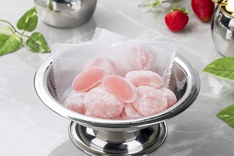 Sakura Mochi Traditional Japanese Wagashi Sweets thumbnail 4