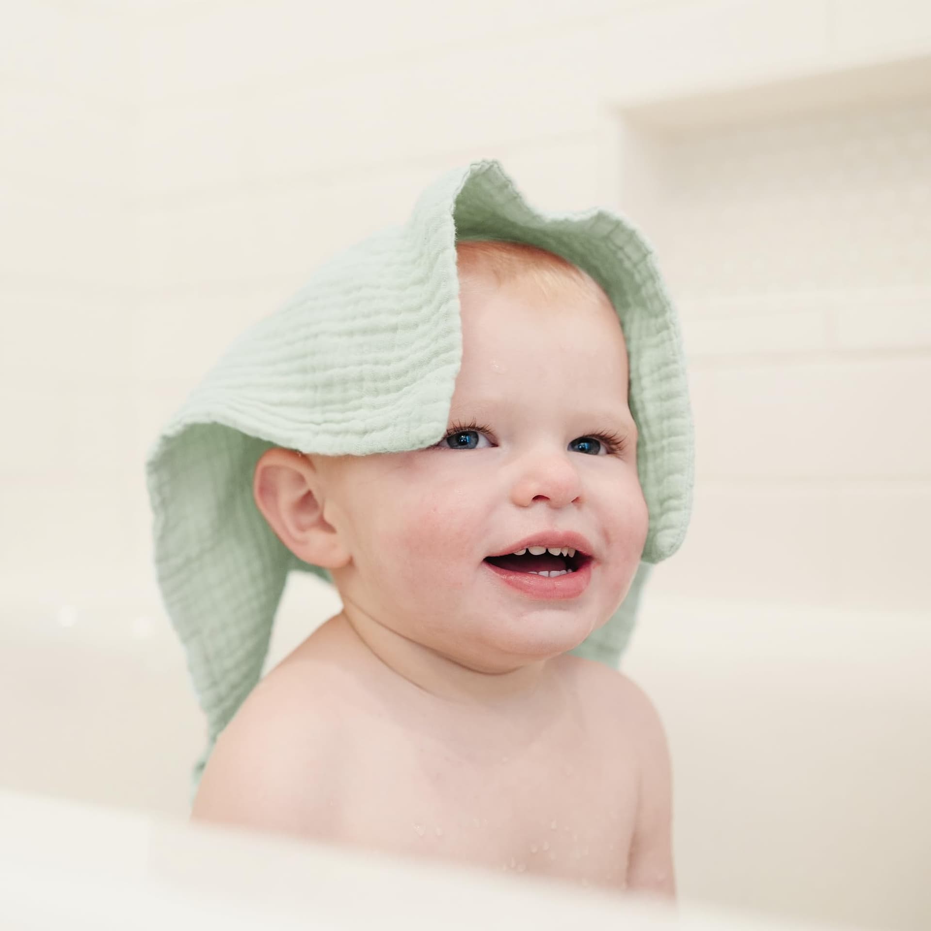 Konssy Toallitas de Muselina para Bebé Paquete de 7, Toallitas de Baño para Bebé 100% Algodón, Paños de Lavado Suaves y Absorbentes y Paños para Eructos para Recién Nacidos, Niñas y Niños, 11 x 11 thumbnail 6