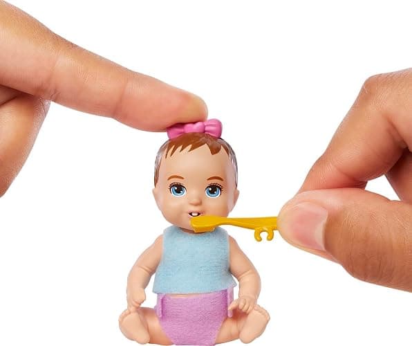 Barbie Skipper Babysitters Inc Baby Small Doll & Accessories, First Tooth Playset with Appearing & Disappearing Tooth thumbnail 4