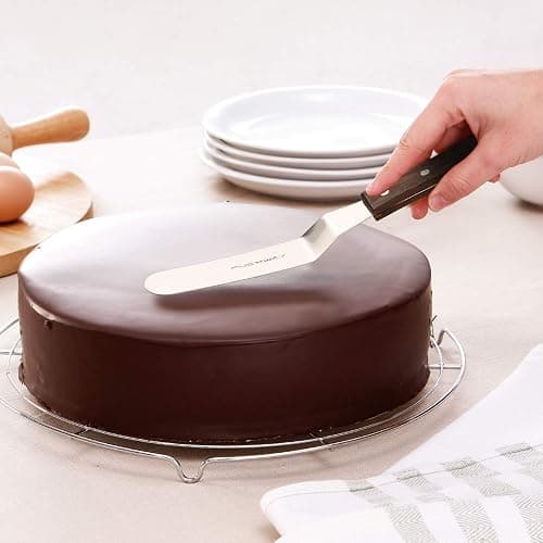 PUCKWAY Offset Cake Icing Spatula Set of 3 Professional Stainless Steel Decorating Frosting Spatulas (4"-6"-8" Flexible Resistant Blade) Angled with Wooden Handle thumbnail 2