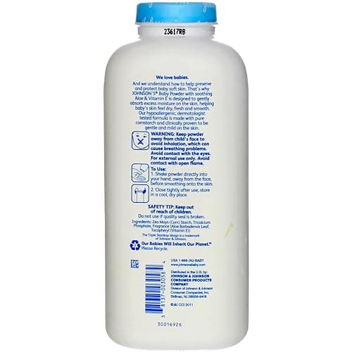 Johnson’s Baby Powder with Naturally Derived Cornstarch Aloe & Vitamin E, Hypoallergenic, 15 oz thumbnail 3