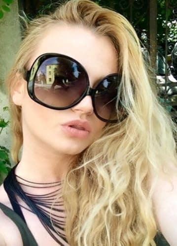 AStyles - Big Huge Oversized Vintage Style Sunglasses Retro Women Celebrity Fashion thumbnail 3