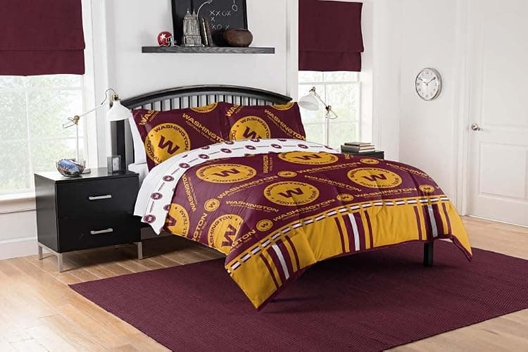 Northwest NFL Unisex-Adult Bed in a Bag Set - Image 1