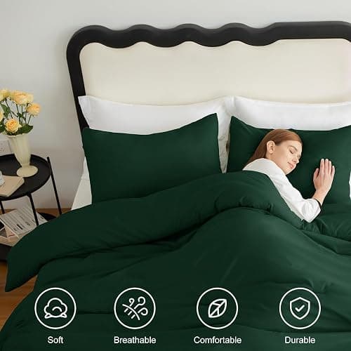 CozyLux Dark Emerald Green Comforter Set Twin/Twin XL Size, 2 Pieces Twin Extra Long Solid Breathable Quilted Bedding Sets, Soft Bed Set with Down Alternative Comforter and 1 Pillowcase for All Season thumbnail 4