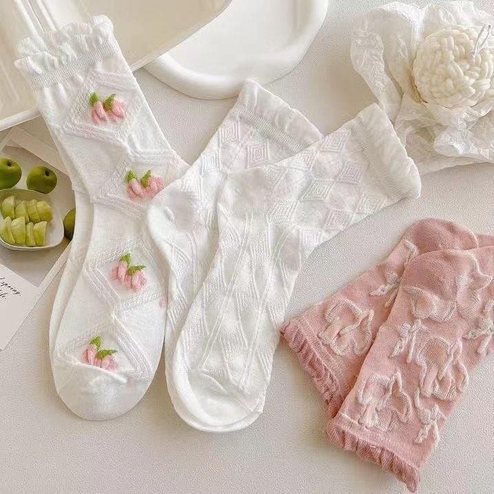 Women 5 Pairs Floral Crew Socks Cottagecore Ruched Ruffle Socks Aesthetic Cutecore Ankle Socks Preppy Accessories thumbnail 6