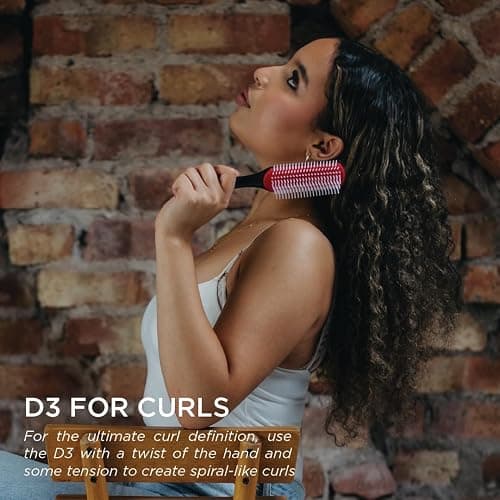 Denman Curly Hair Brush D3, 7 Row Styling Brush for Detangling, Separating, Shaping and Defining Curls - For Women and Men - Black thumbnail 3