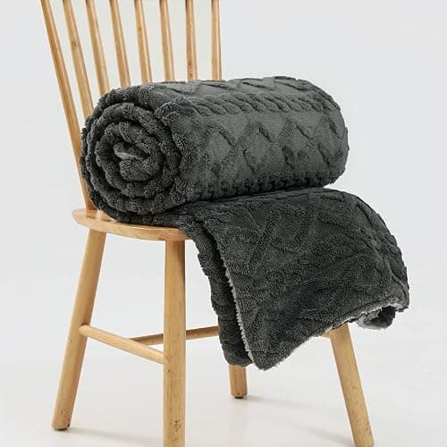 Pagnanno. - Sherpa Teddy Fleece Blanket - Fluffy Double Layered Bed and Sofa Throw - Thick, Warm & Extra Soft - For Families, landlords and Couples (Grey, Double (150x200cm)) thumbnail 3