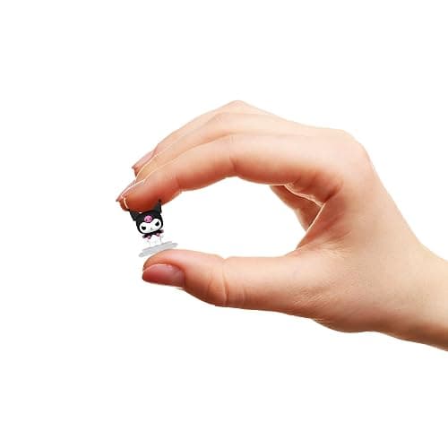 Funko Bitty Pop! 4 Pack: Sanrio - Kuromi - Hello Kitty - My Melody - Mystery Mini Figure - Styles May Vary Et Une Mini-Figurine mystère Surprise - 0,9 Pouce (2,2 cm) De Collection - Idée Cadeau thumbnail 6