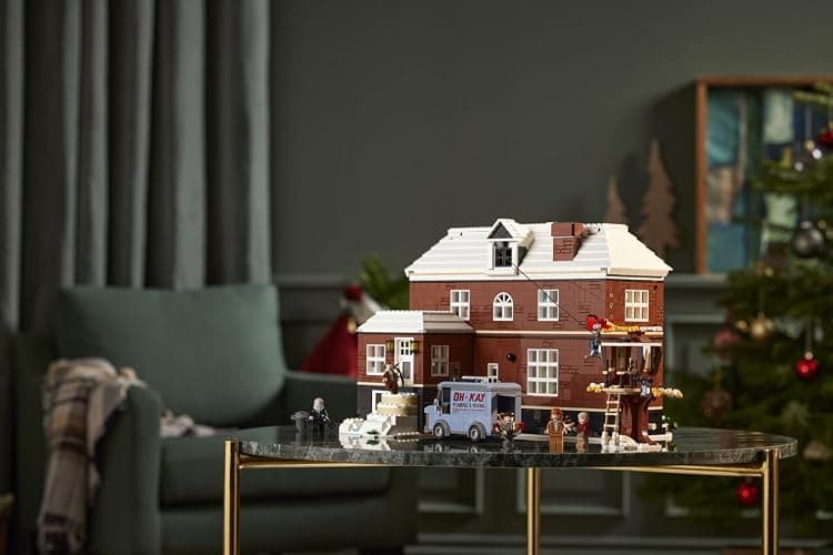 Lego Ideas Home Alone Exclusive Building Set 21330, for ages 18+ thumbnail 3