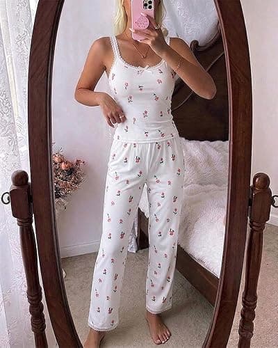 ChicMe Couture Women's Pajamas Set 2 Piece Ditsy Floral Print Lace Cami Top and Pants Loungewear with Pockets Sleepwear thumbnail 4
