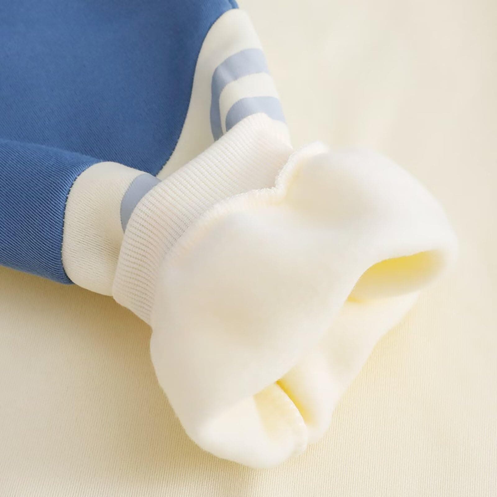 Stray Kids Hoodie Bangchan Felix Hyunjin Lee Know Sweatshirt for Stray Kids Kpop Merch Sweater - Medium - Black thumbnail 4