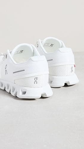 On Women's Cloud 5 Sneakers thumbnail 4
