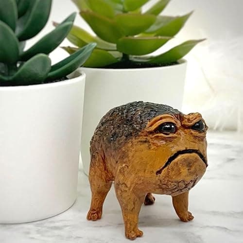 RIBJSHE Weird Queer Grumpy Frog Statue Ugly Angry Toad Statue Outdoor Garden Plant Decorations for Pots Novelty Home Office Desktop Decor Sculpture Unique Wierd Gift thumbnail 7