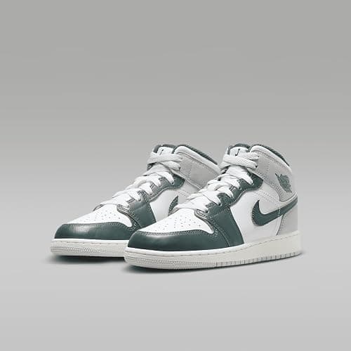 Nike thumbnail 5