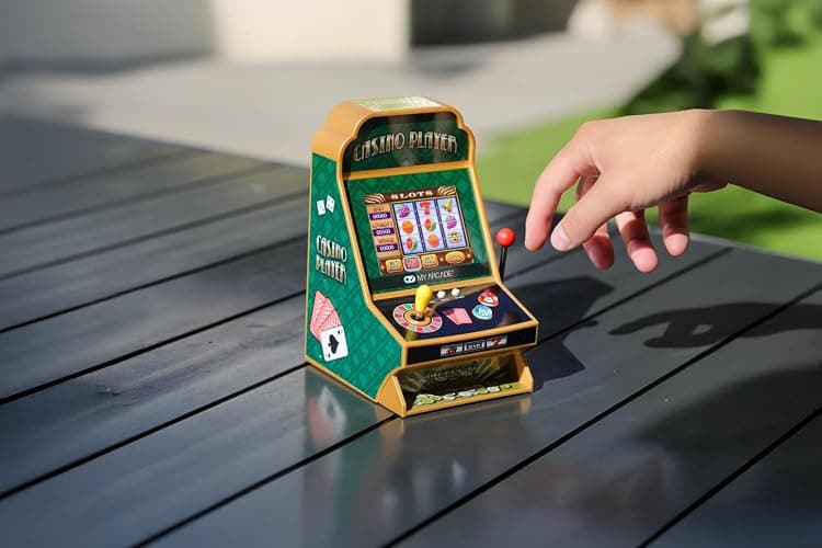 My Arcade Casino Player: Retro Arcades, Slot Machine, Casino Games, Poker Games, Blackjack, Roulette, Includes Over 30 Games thumbnail 6