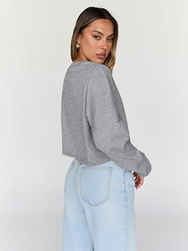 Trendy Queen Cropped Sweatshirts for Women Oversized Crewneck Sweaters Long Sleeve Tops Fall Winter Clothes 2025 thumbnail 4