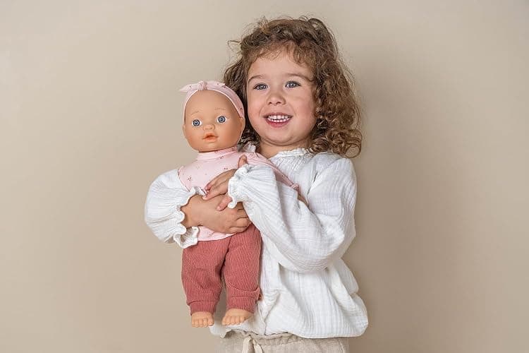 Little Dutch Babypuppe Puppe Lily 6-teiliges-Set (Puppenkleidung, Schnuller und Trinkflasche) Blaue Augen und Weichkörper - 36 cm - ab 18 Monaten thumbnail 2