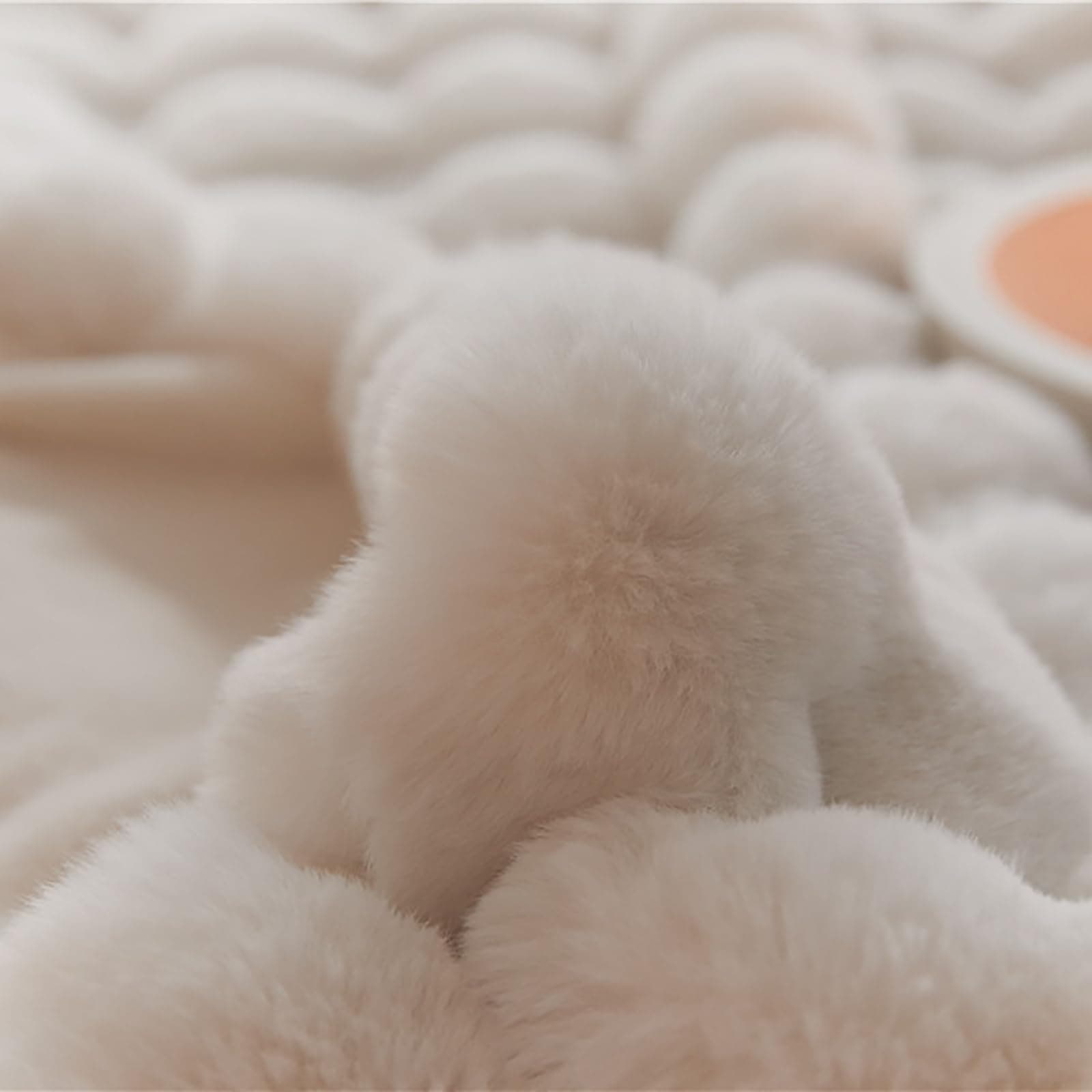 Faux Rabbit Fur Throw Blanket, Luxury Soft Warm Bubble Blanket for Bed, Couch, Sofa, White, 130 X 160 CM thumbnail 5