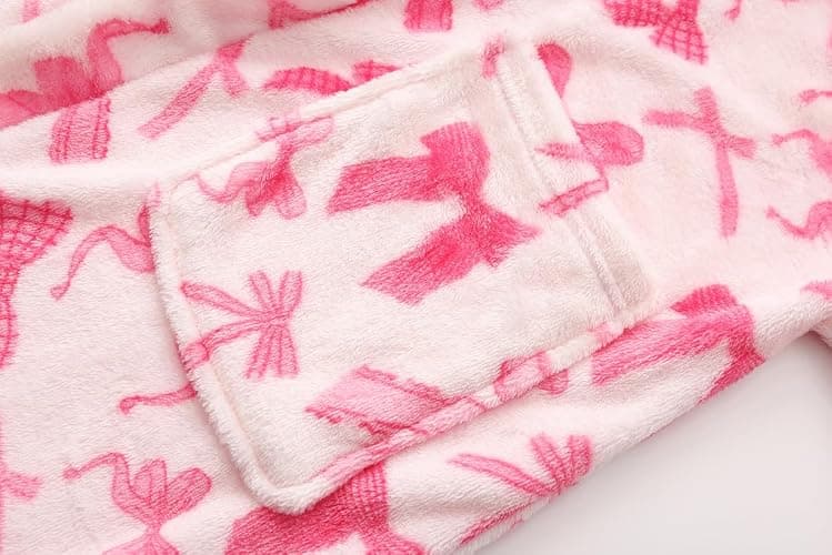 FunnyPaja Girls Soft Fleece Robes Plush Hooded Bathrobes Sleepwear for Kids 2-16 Years thumbnail 4