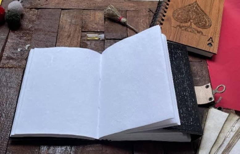 MONTEXOO Wolf Vintage Leather Journal Sketch book For Men Women - 200 pages Notebook Diary Dnd Travel Bullet Wolves Antique Large Vintage Bound Writing Gift 5 x 7 inch Dark Brown thumbnail 2