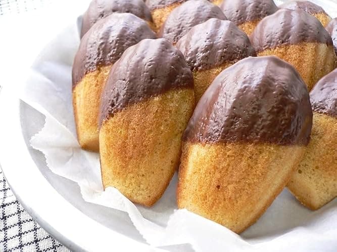 Ibili 820502 Plaque de 12 madeleines, Acier, Noir, 25,9 x 20,9 x 1,4 cm thumbnail 5