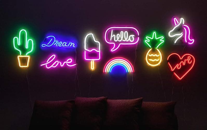 Isaac Jacobs 14" x 14" inch LED Neon Red “Love” Heart Wall Sign For Cool Light, Wall Art, Bedroom Decorations, Home Accessories, Party, and Holiday Decor: Powered by USB Wire (HEART) thumbnail 7