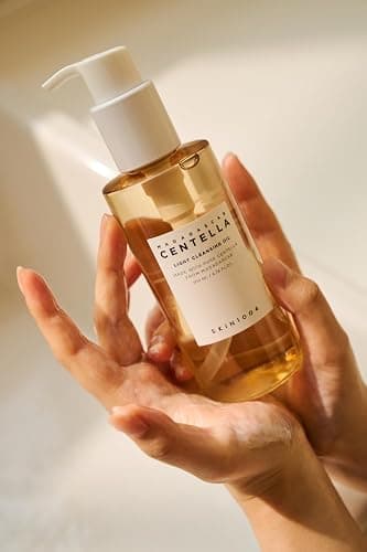 SKIN1004 Madagascar Centella Light Cleansing Oil 6.76 fl.oz, 200ml | Gentle Oil Cleanser for Face, Korean Facial Cleanser, Double Cleansing thumbnail 4