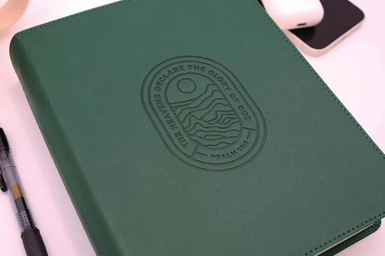 NIV, Journal the Word Bible (Perfect for Note-Taking), Leathersoft, Green, Red Letter, Comfort Print: Reflect, Take Notes, or Create Art Next to Your Favorite Verses thumbnail 4
