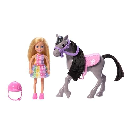 Barbie Chelsea und Pony Puppe und Pony - Aufsatteln zur Spielzeit für sicheres Sitzen auf dem Pferd, rosa Sattel und Steigbügeln, inklusive Helm und süßem Karo-Kleid, für Kinder ab 3 Jahren, HTK29 thumbnail 5