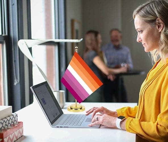lesbisch Schreibtisch Flagge, 30cm großes kleines Lesbische Geliebte Lgbt Pride StolzLesbische Geliebte Lgbt Pride Stolz Banner im Freien, winziges Drucken Dekor für Büro Home Tisch desk lesbian thumbnail 4