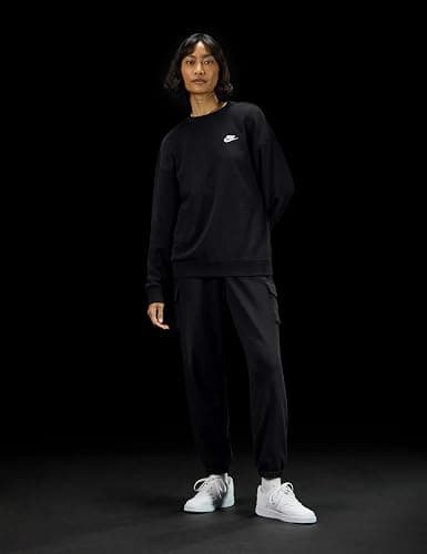 Nike Women's Sportswear Club Fleece Loose Crew-Neck Sweatshirt thumbnail 6