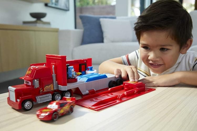 Mattel Disney and Pixar Cars Transforming Mack Playset, 2-in-1 Toy Truck & Tune-Up Station with Launcher, Lift & More - Playset thumbnail 8