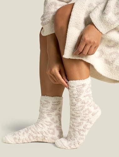 Barefoot Dreams® CozyChic® Women's Barefoot In the Wild Socks thumbnail 2