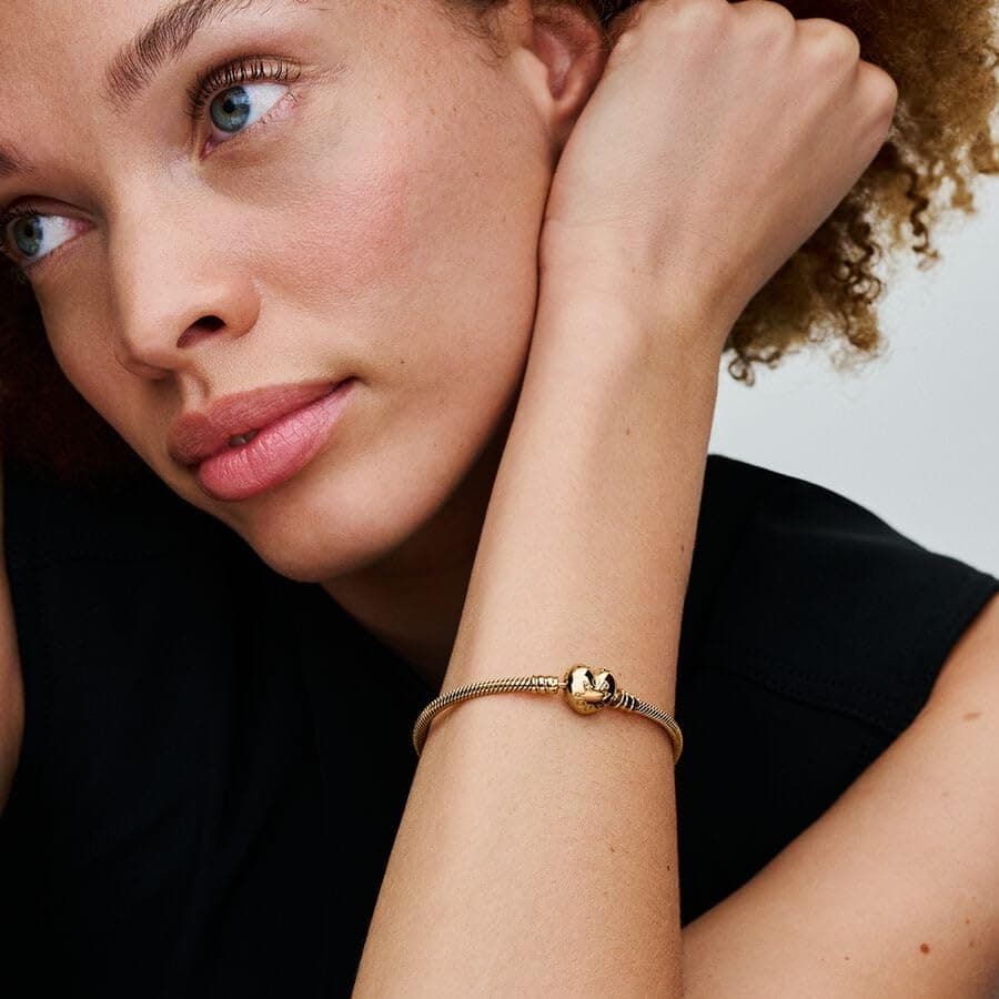 PANDORA Moments Schlangen-Gliederarmband mit Herz-Verschluss aus Sterling Silber mit vergoldeter Metalllegierung, Kompatibel Moments, Größe:18, 563050C00-18 thumbnail 2