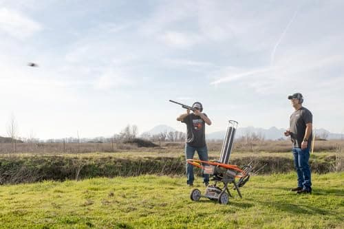 Champion Range and Target WheelyBird 3.0 Auto-Feed Trap - 60 Clay Stack, Quick-Throw Motor, 70 Yards Distance, Ultra-Wide Tires & Wireless Remote Compatible thumbnail 5