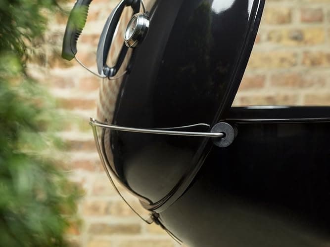 Weber Master-Touch 22” Charcoal Grill, Black (14501001) thumbnail 5