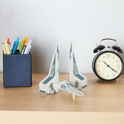 Star Wars Micro Galaxy Squadron Bo-Katan’s Gauntlet Fighter (Armada Edition) - 5-inch Vehicle with Rotating Wings and 1-Inch Micro Figure Accessory thumbnail 2