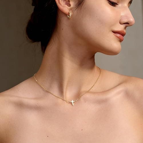 Gold Cross Necklace thumbnail 6